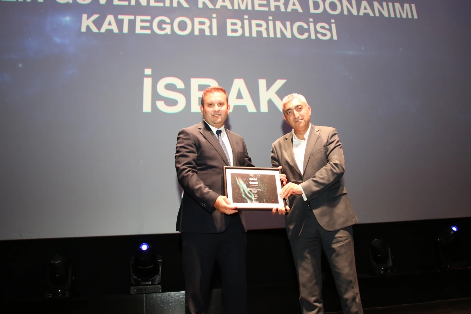 İBB Teknoloji Grubu Şirketleri Bilişim 500 Listesinde